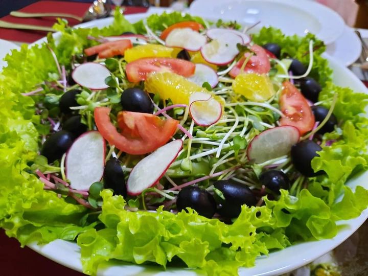 Salad - Món Ngon Không Thể Thiếu Trong Các Bữa TiệcDù Bận Rộn Hay Có Vội 