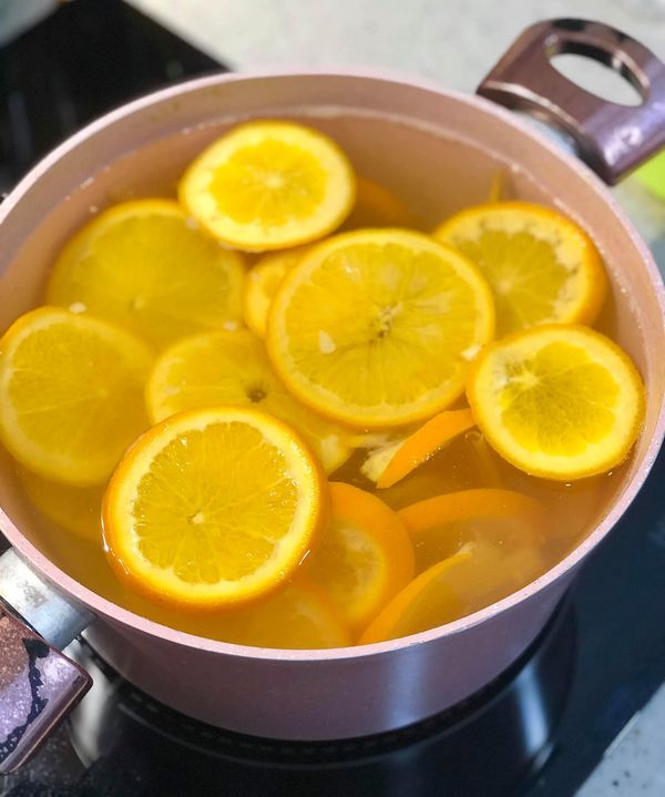 Đào được chị bạn là giảng viên ĐH Y dược chia sẻ cách nấu nước cam sả uống để lọc mỡ