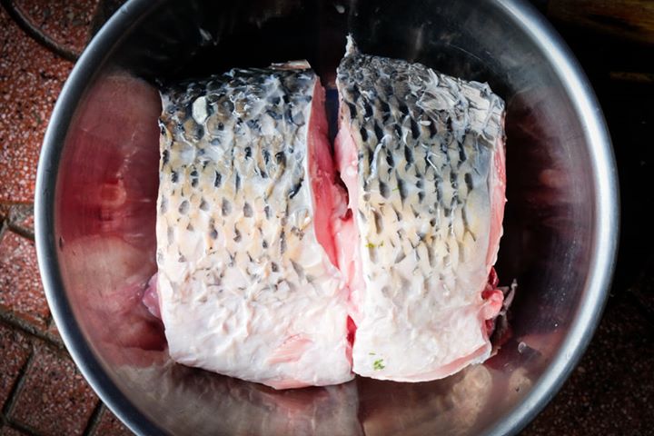 Ướp để làm món cá hấp hoặc nướng:Có vài lần đi ăn hàng, toàn cá to vài kg, gọi món cá